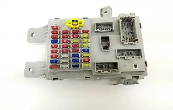 Hyundai H-1, Starex, Satellite Fuse module 919504H053