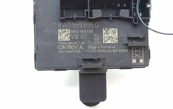 Audi A4 S4 B9 8W Door control unit/module 8W0959595G 8W0959959