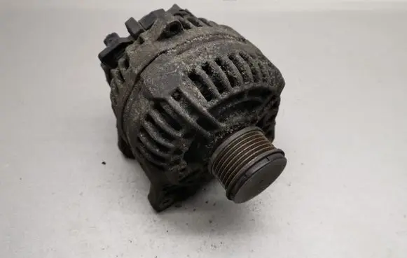Renault Scenic II - Grand scenic II Generator/alternator 0124525082 8200390667