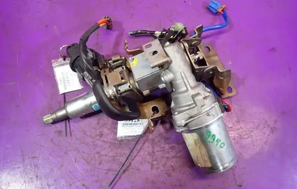 Renault Clio III Power steering pump
