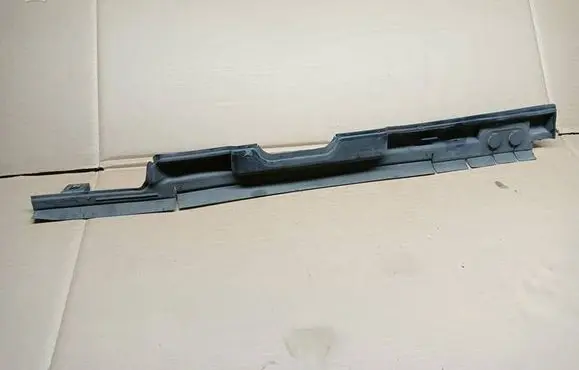 Audi Q5 SQ5 Intercooler air guide/duct channel 8R0121292B