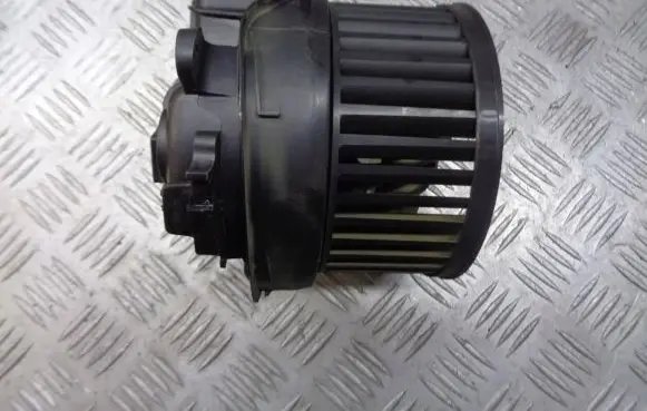 Citroen C3 Pluriel Front door blower motor 