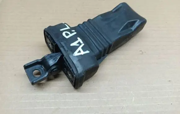 Audi A1 Front door check strap stopper 8X0837267