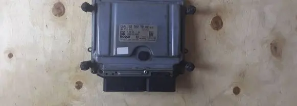 Mercedes-Benz C W204 Engine control unit/module ECU A1569005000-MERC A1569005000