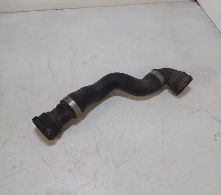 BMW 5 E39 Engine coolant pipe/hose 11531705223