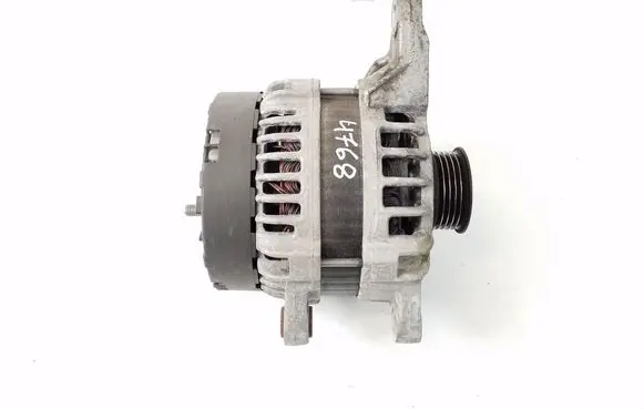 Mercedes-Benz CLA C117 X117 W117 Generator/alternator A0009063322