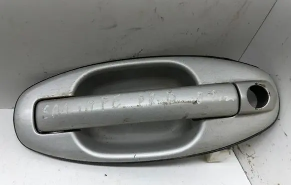 Hyundai Santa Fe Front door exterior handle 826602600