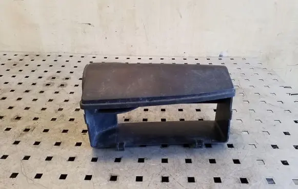 Audi A3 S3 8P Air intake duct part 1K0805965E 1K0805962A