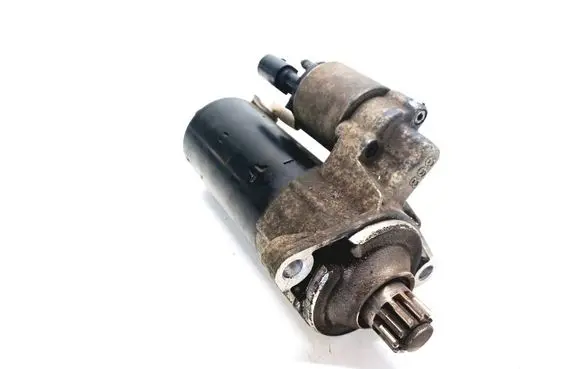 Volkswagen Transporter - Caravelle T5 Starter motor 02E911024A