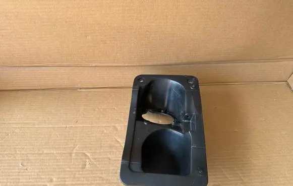 Opel Vivaro Fuel tank cap trim 46624