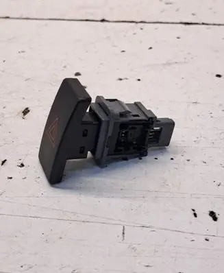 Toyota Avensis T250 Hazard light switch 157963