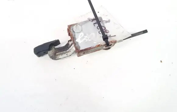 Honda FR-V Fuel tank opening switch 