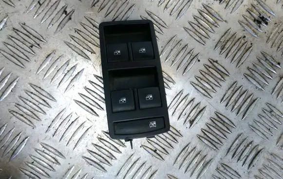 Opel Insignia A Electric window control switch 1330745