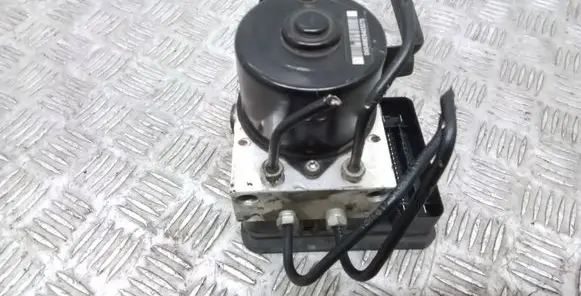 Volvo C30 ABS Pump 30794730 30794730AA