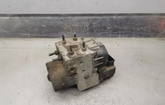 Toyota Corolla E120 E130 ABS Pump 0273004571 4451002050