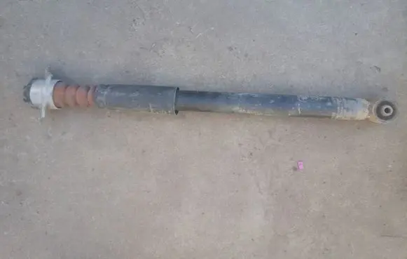 Seat Toledo IV (NH) Rear shock absorber/damper 6R0513025BA