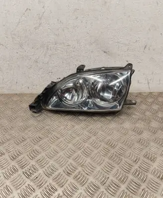 Toyota Avensis Verso Headlight/headlamp 54534381