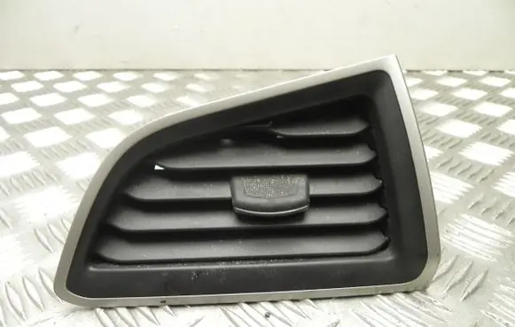 Ford Edge I Rear air vent grill EM2B19893AB T6373