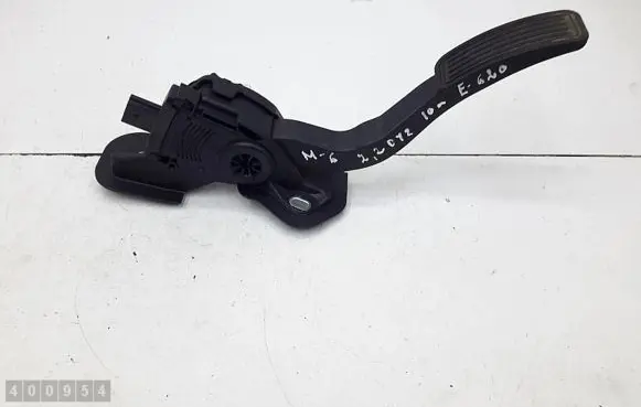 Mazda 6 Accelerator throttle pedal gs8s41600