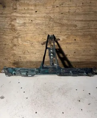 Audi 80 90 S2 B4 Top upper radiator support slam panel