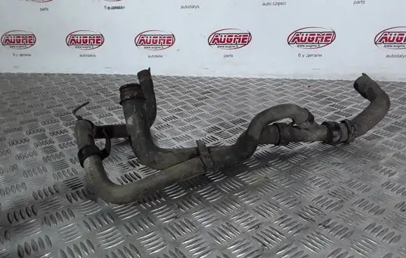 Honda CR-V Engine coolant pipe/hose