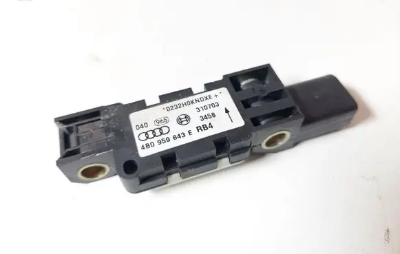 Audi A3 S3 8P Airbag deployment crash/impact sensor 4B0959643E