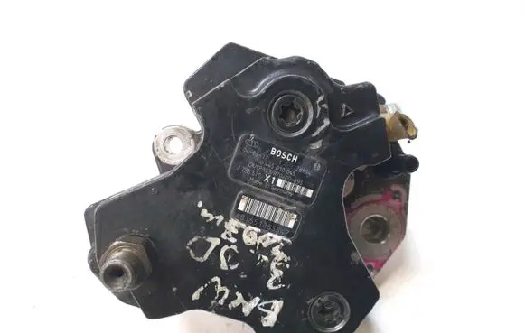 BMW 3 E46 Fuel injection high pressure pump 04450100457788670