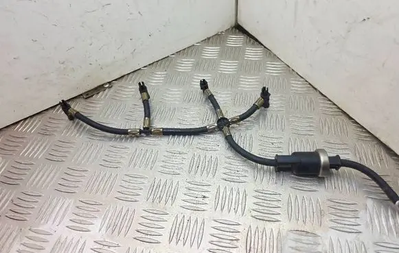 Toyota Auris E180 Fuel return line/hose 237600W010