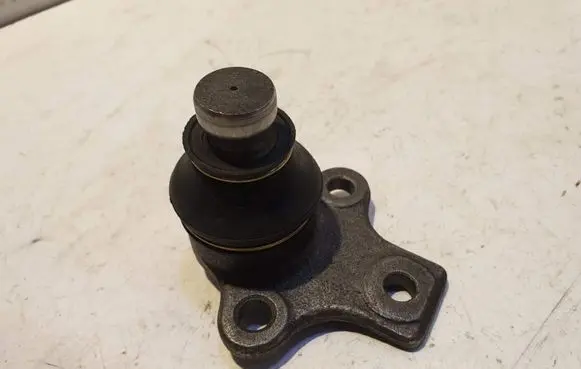 Volkswagen Golf III Front ball joint 