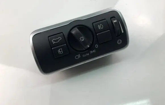 Volvo V60 Light switch 31443839