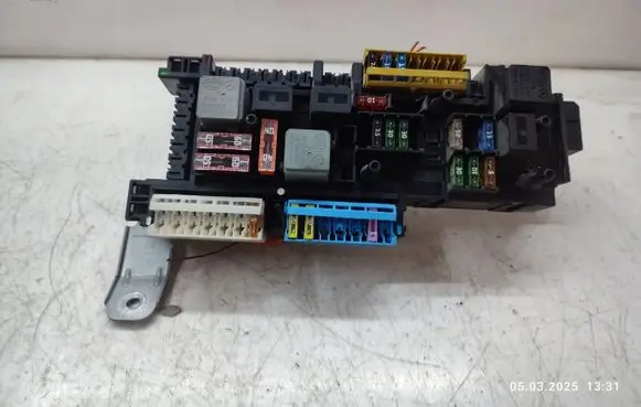 Mercedes-Benz C W204 Fuse module