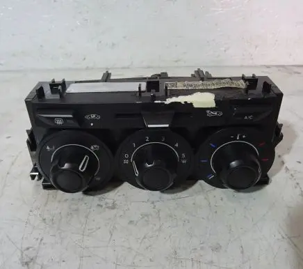 Citroen DS3 Climate control unit 400018005