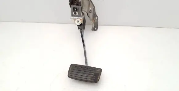 Honda CR-V Brake pedal PB810X