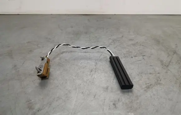 Interior comfort aerial antenna