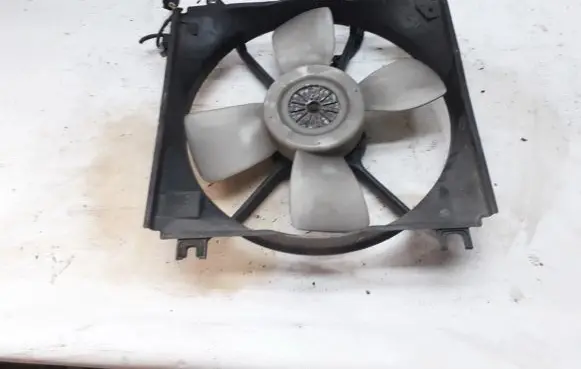 Mazda 626 Radiator cooling fan shroud 0227509863