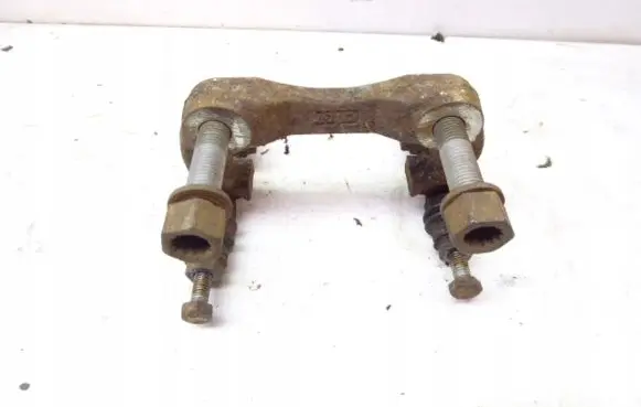 Volkswagen Caddy Brake caliper pad carrier rear 