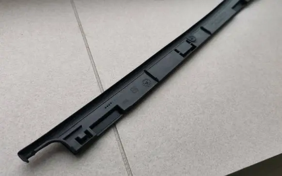 Mercedes-Benz CLS C219 Sill supporting ledge A2196980798 2196980798