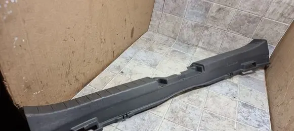 Toyota Prius (XW20) Trunk/boot sill cover protection 6471647010