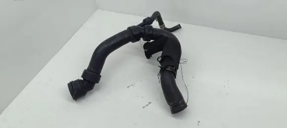 Audi A6 S6 C5 4B Engine coolant pipe/hose 4Z7121101C 01072000