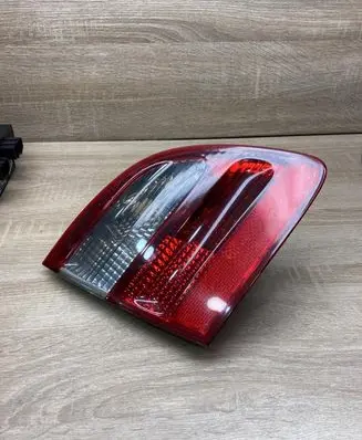 Mercedes-Benz E W211 Tailgate rear/tail lights A2118201364 A2118200777