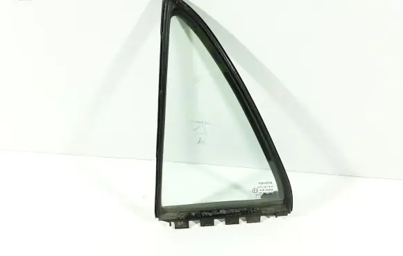 Toyota Corolla E120 E130 Rear vent window glass 43R00048
