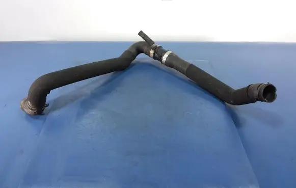 Mercedes-Benz A W169 Engine coolant pipe/hose A1695010482