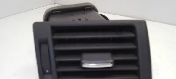 Audi A4 S4 B7 8E 8H Dashboard side air vent grill/cover trim 8E0820902F