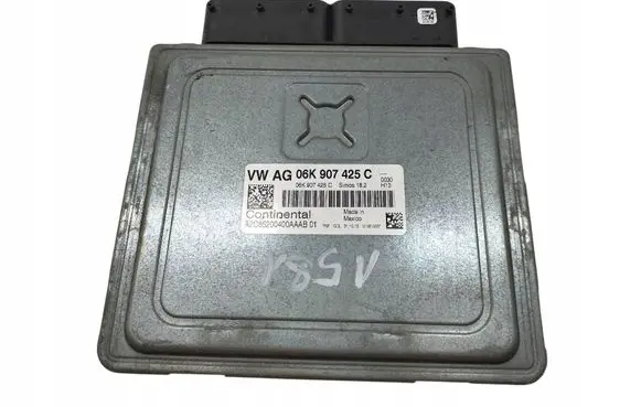 Volkswagen PASSAT B8 Engine control unit/module 06K907425C