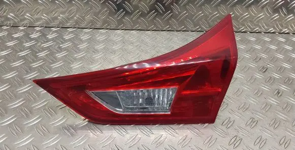 Toyota Auris E180 Tailgate rear/tail lights