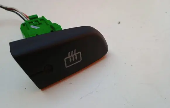 Toyota Aygo AB10 Other switches/knobs/shifts 847900H010