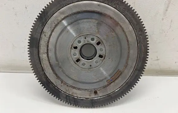 Peugeot 3008 III Flywheel 9832497480