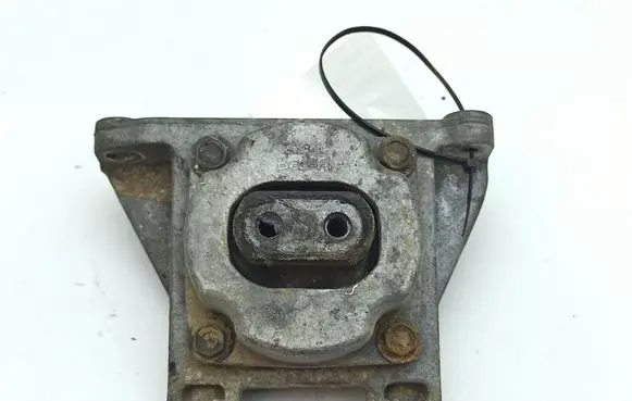 Chrysler 300 - 300C Gearbox mount 04578062AC 23150SC4