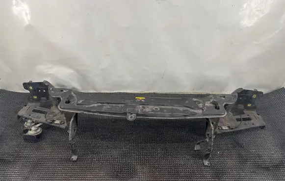 Volvo XC90 Radiator support slam panel 31202817