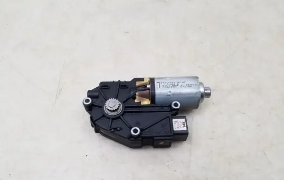 Sunroof motor/actuator